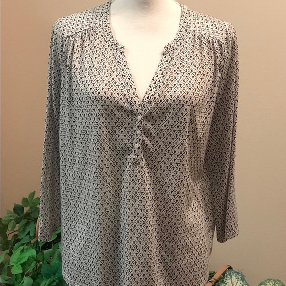 H&M Henley Blouse - Picture 1 of 6